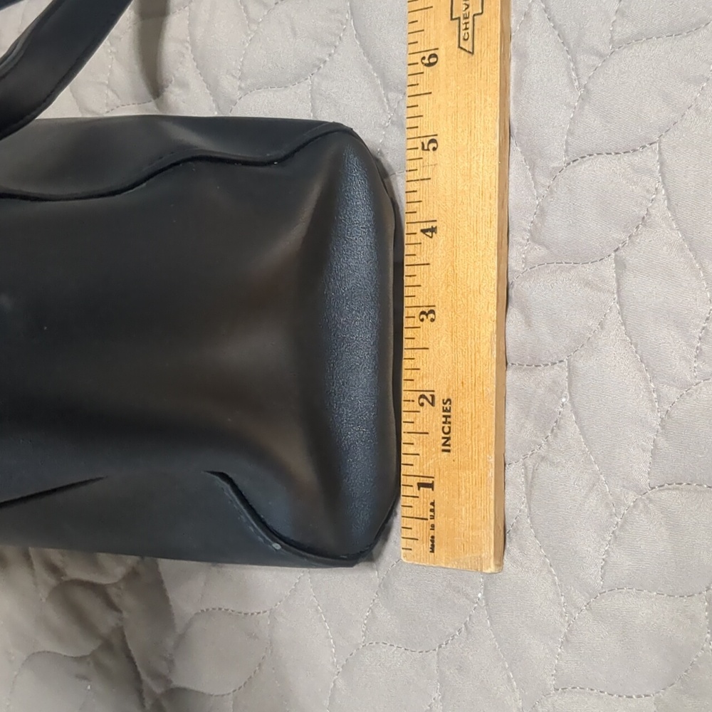 Black Nine West Purse - Picture 13 of 15